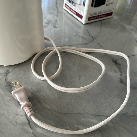 Cuisinart Coffee Grinder - Picture 3 of 8